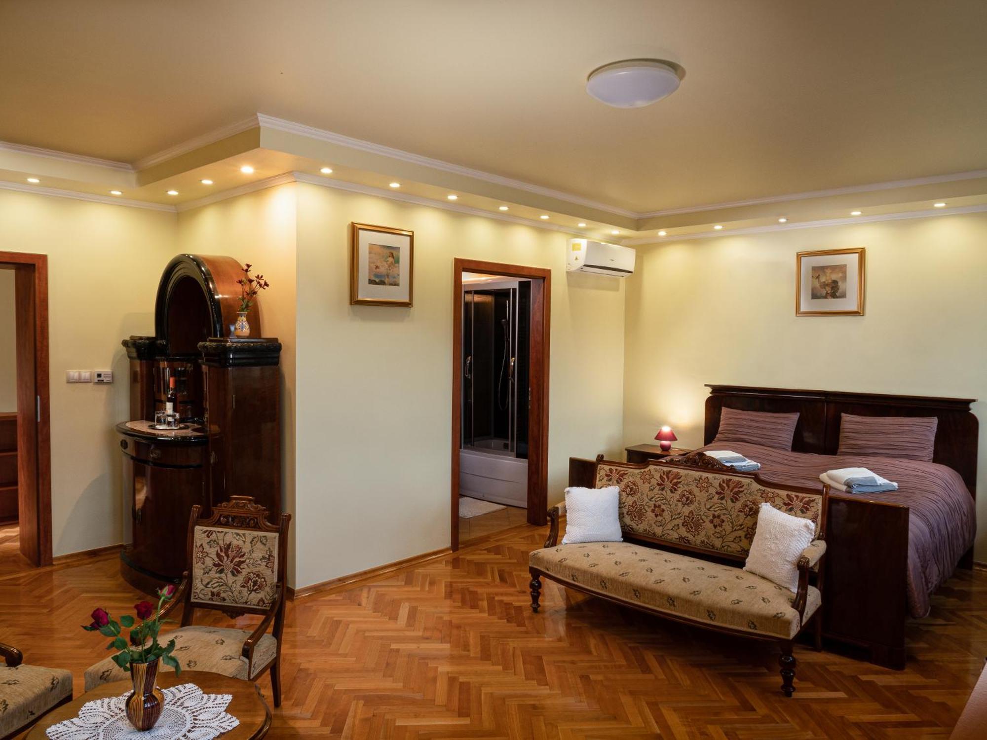Frank Vendeghaz Hotel Veszpramvarsany Exterior foto