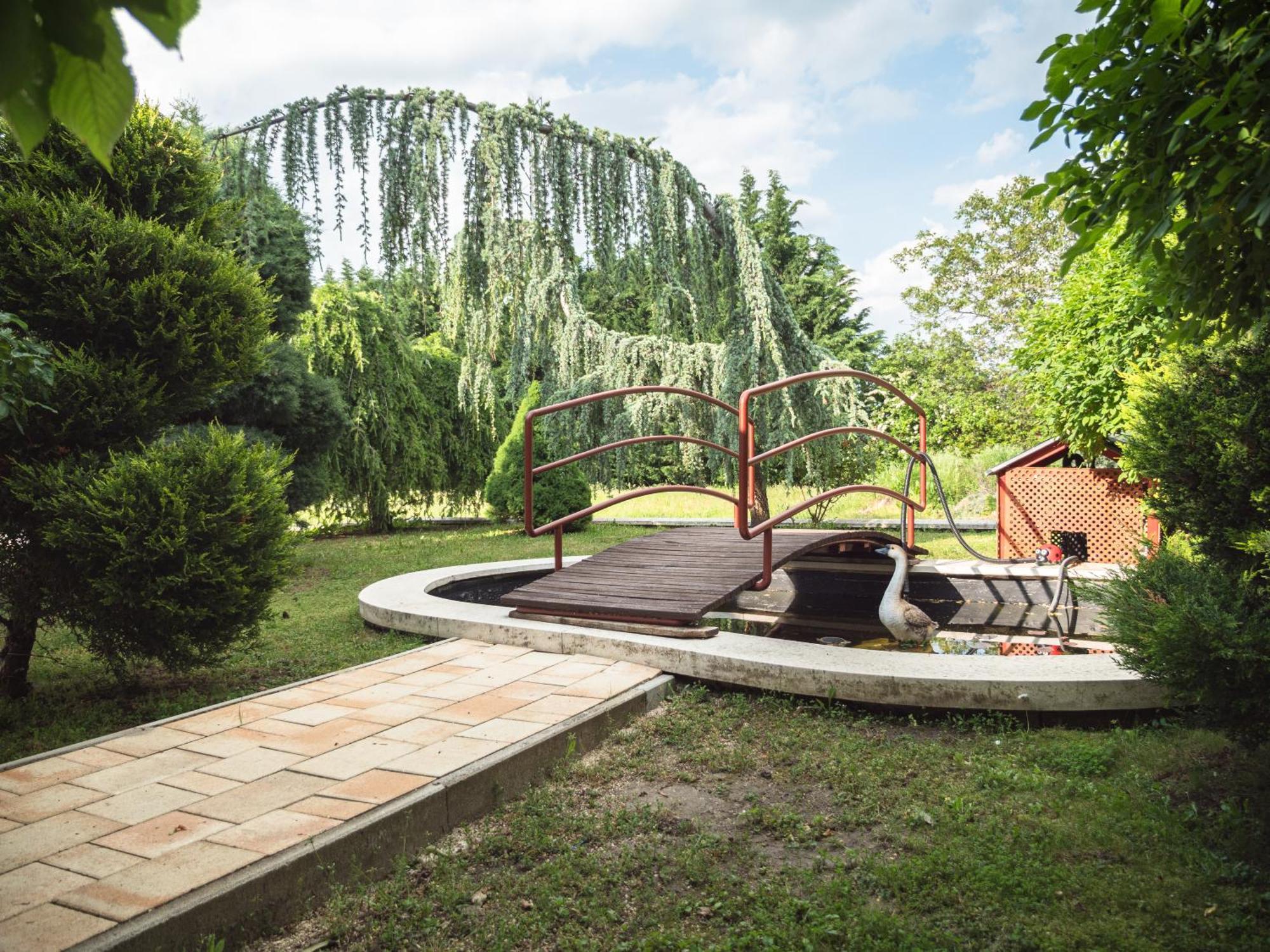 Frank Vendeghaz Hotel Veszpramvarsany Exterior foto
